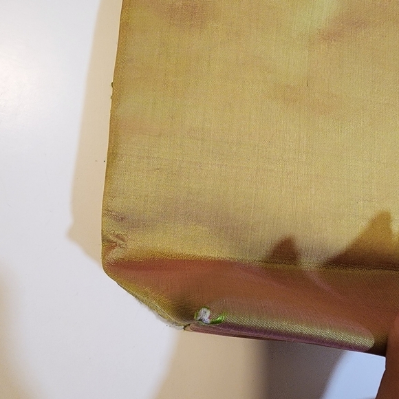 The Silk Trading Co.  100% Silk Embroidered Purse - Picture 5 of 16